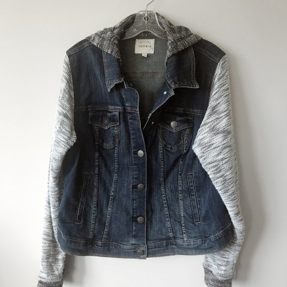 SOLD Torrid Denim French Terry Jean Jacket - Picture 5 of 8